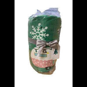 Kringle Express Oversized 60" x 80" Printed Holiday Throw Green